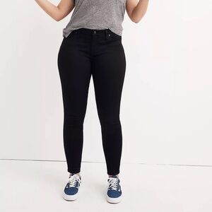 Madewell 8” skinny jeans Carbondale black wash
